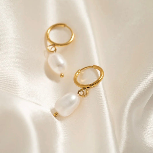 Lucia Pearl Hoops